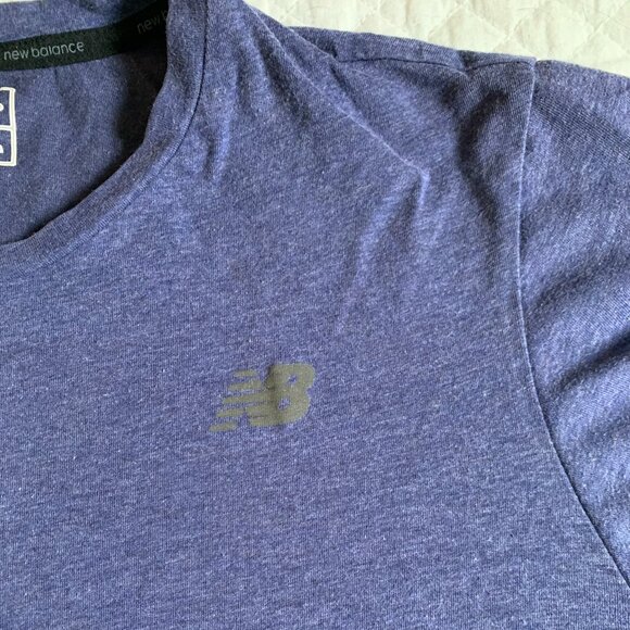 New Balance Running/Activewear T-Shirt - Picture 2 of 4